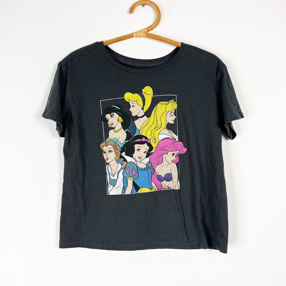 Disney Princesses Black Cropped T-Shirt Size Large - Picture 1 of 3